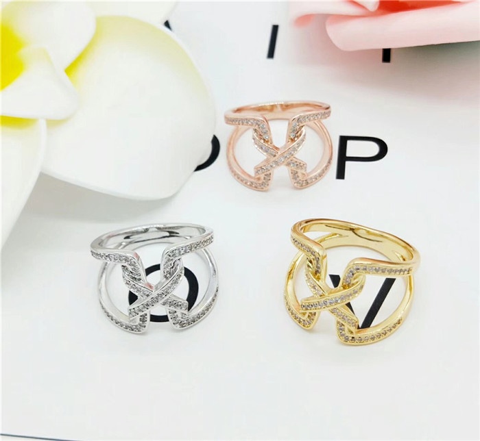 Cross-knot Ring.jpg Cross-knot Ring.jpg